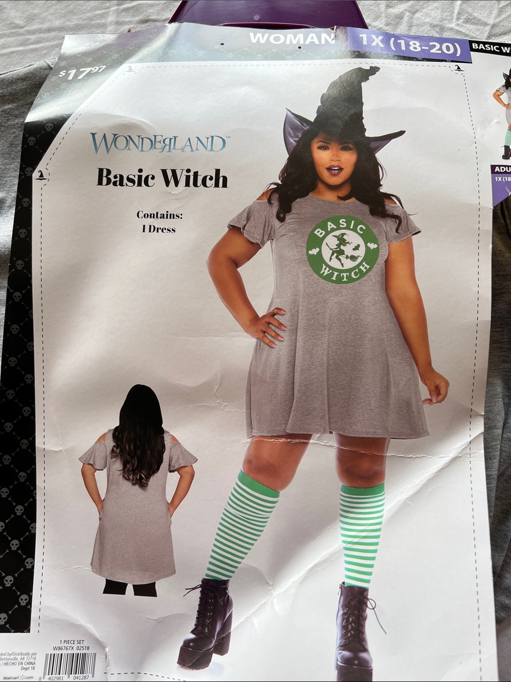 WONDERLAND Basic Witch Costume Dress